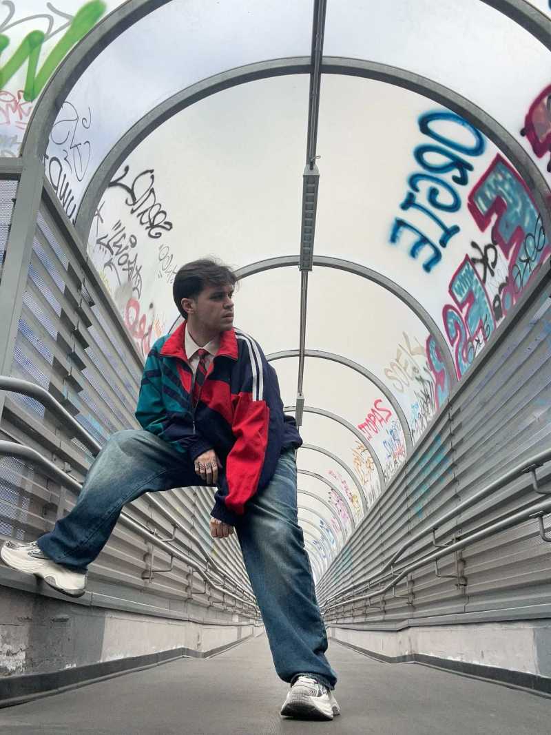 chiwi contemporaneamente